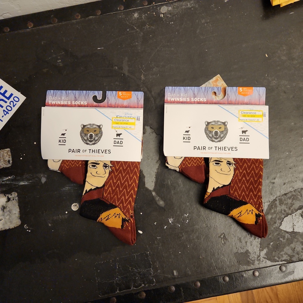 FROZEN PAIR OF THIEVES Dad & Kid Twinsies socks Small 2 packs